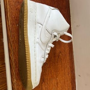 Air Force 1 brown bottom size 5